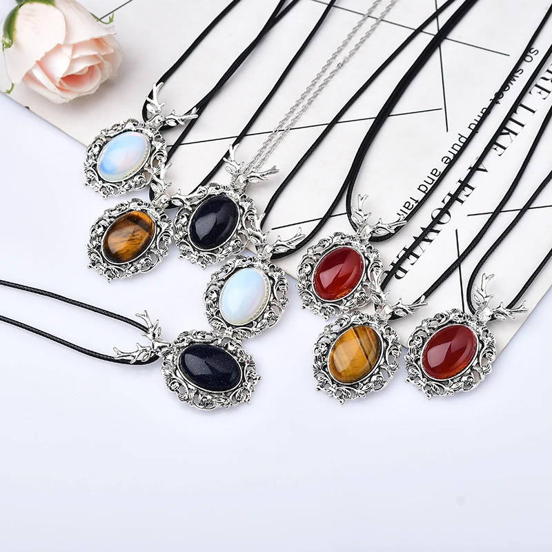 Nordic Sika Crystal Gemstone Red Agate Pendant Christmas Deer Necklace Silver Jewelry Black Cord Chain For Men And Women Gifts