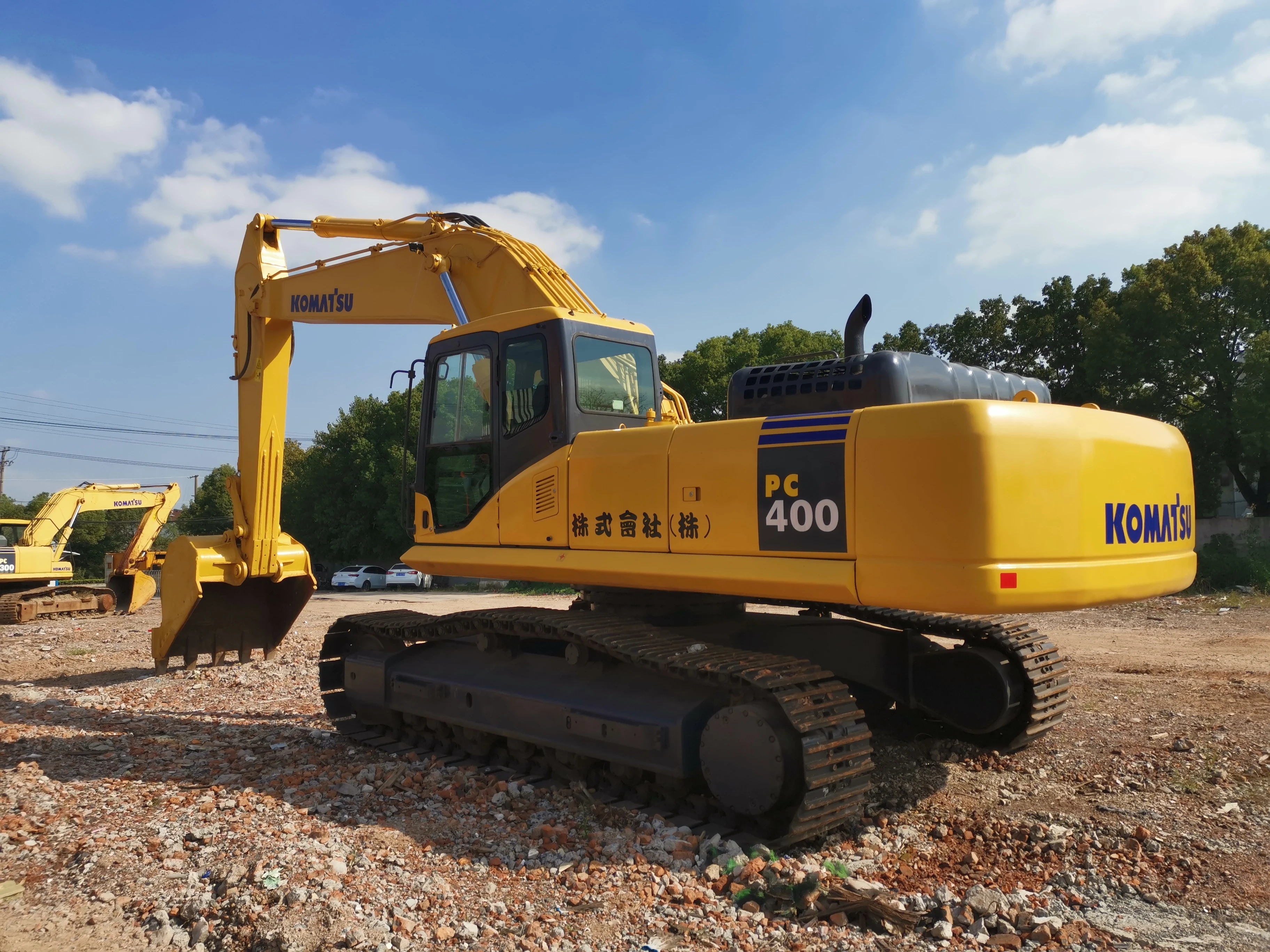 
Komatsu 40 ton usedpc400-7 crawler excavator japan original engine manufactor breaking hammer 