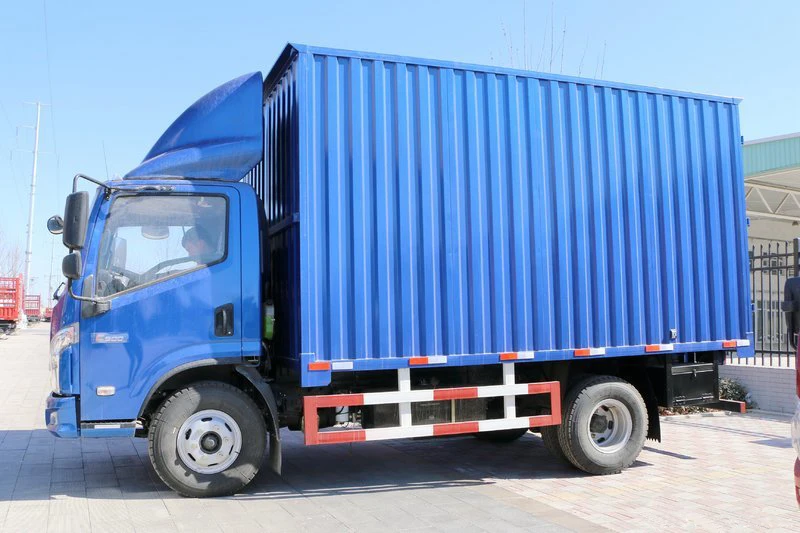 Shanghai Yuejin surpasses c300-33 4x2 125hp 4.105m used single row van light truck