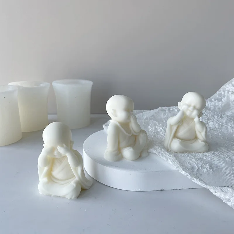 Z59   Little monk monk incense candle mold DIY smiling face expanding stone gypsum silica gel mold