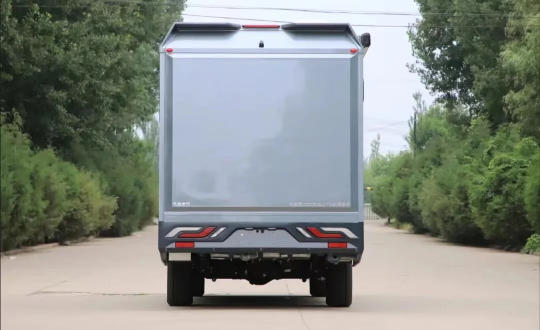 Factory wholesale price Changan Fengjing RV 2.0T 4WD 300L water tank English operating system family travel car  Changan Hunter