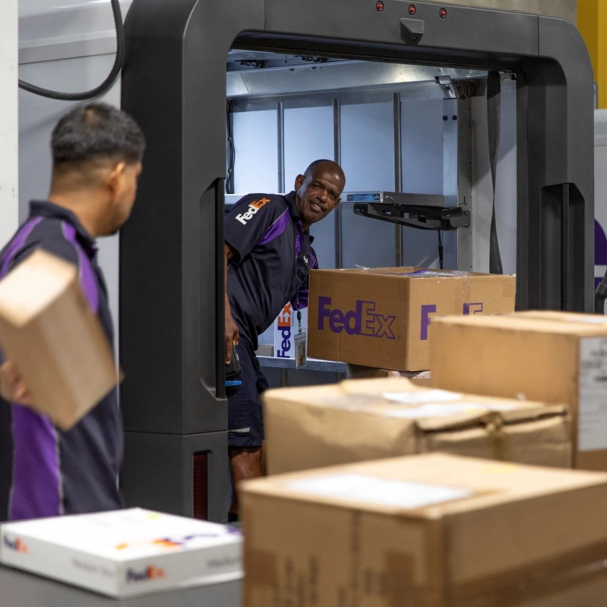 FedEx DHL UPS ddp shipping agent Shipping Agent from China to UK Freight Forwarder