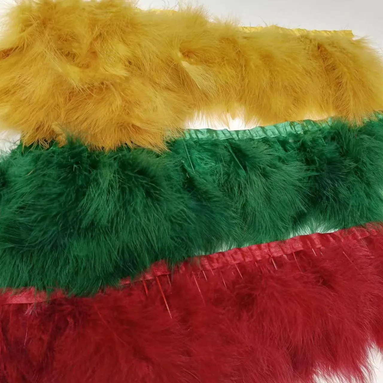 Factory Feathers laces trim fringes Good Quality Decorative Turkey marabou feather rimming with tape for costumes making crafts