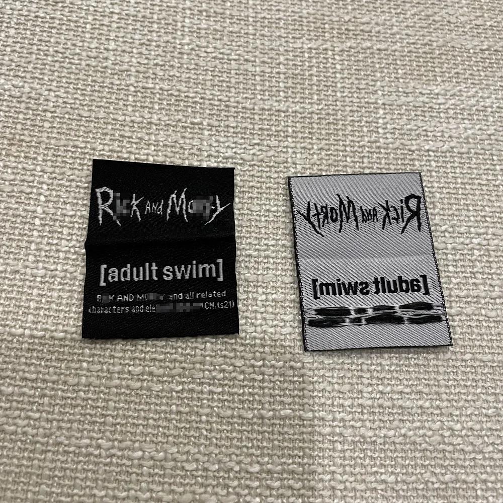 Wholesale garment woven label/tag/customized clothing embroidered logo/satin /silk printing weaving