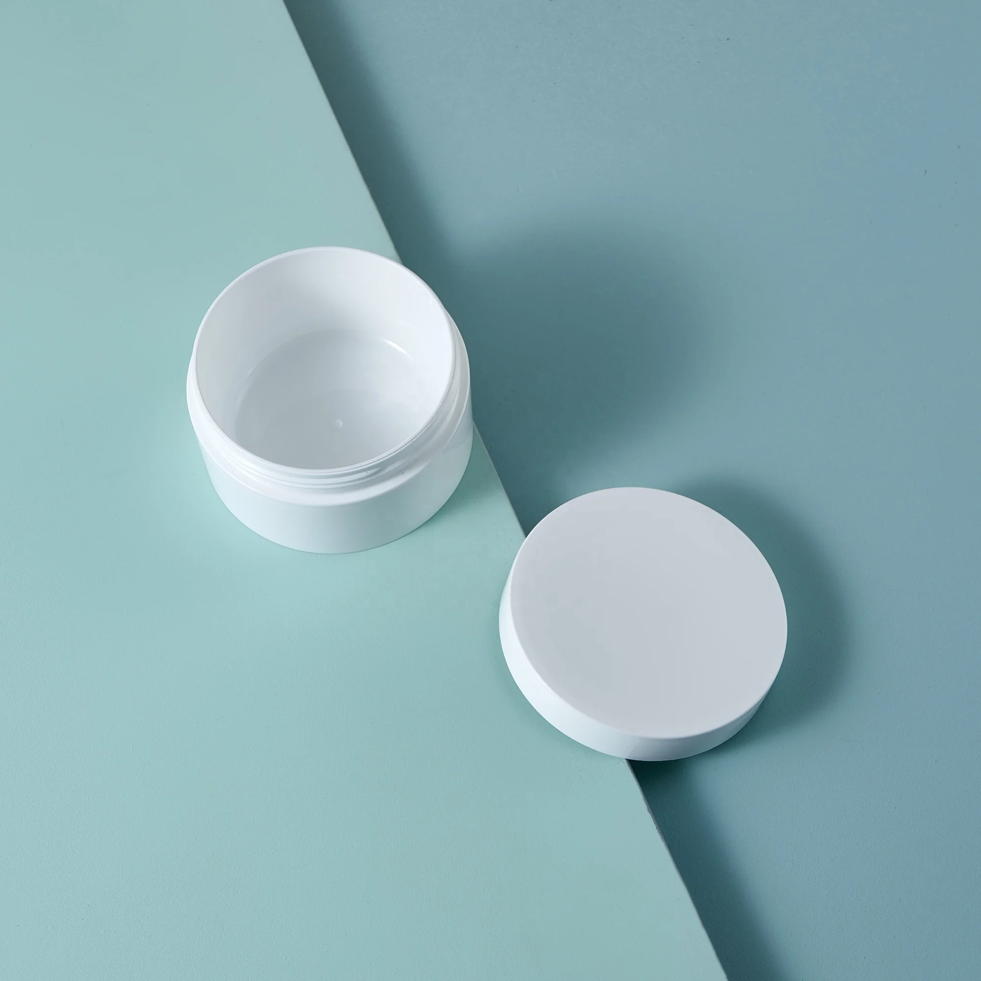 Manufacture Empty Plastic Face Cream Jars Body Scrub Cosmetic Packaging Serum Lotion Containers