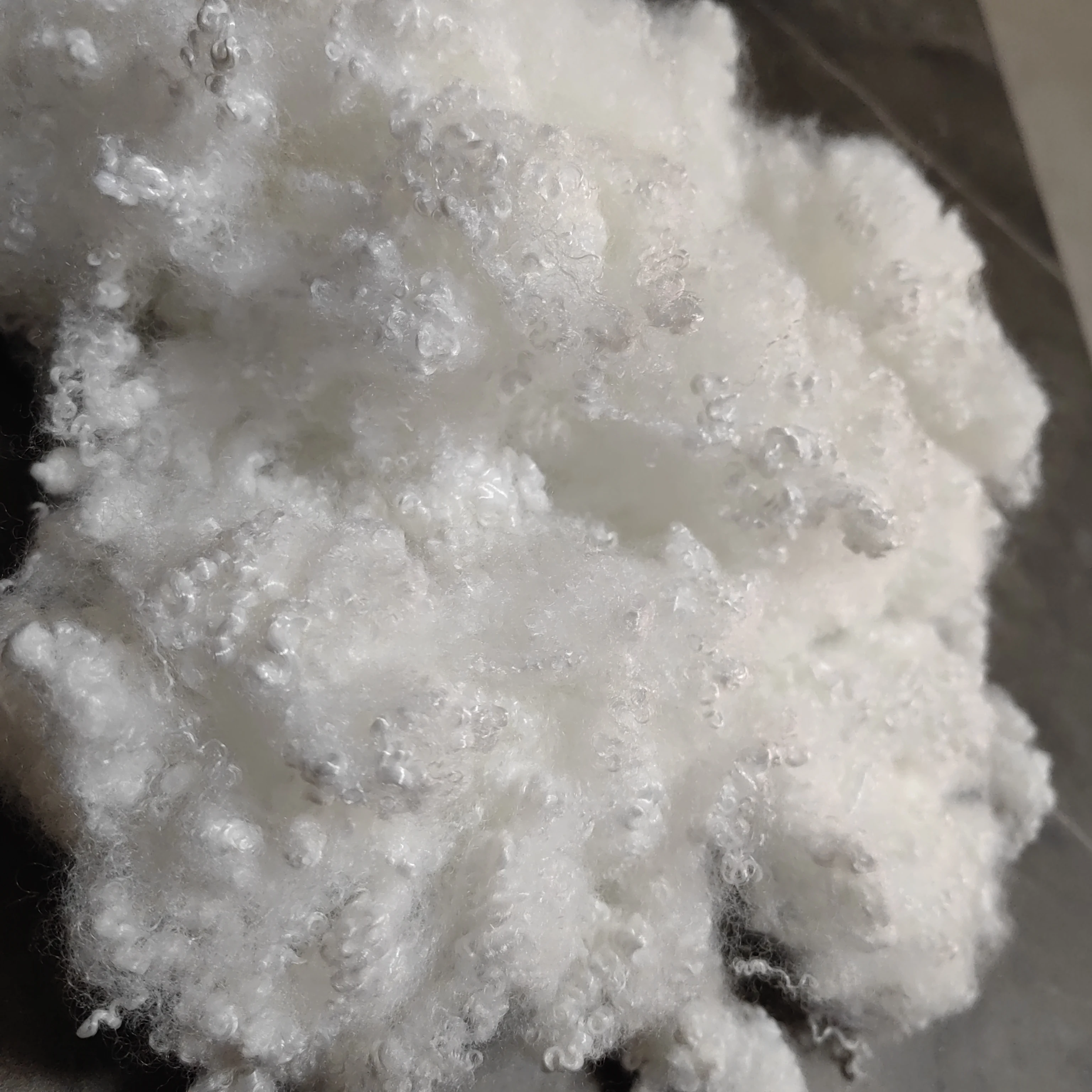 GRS Hollow conjugated staples fiber polyest recycled HCS 7D*64MM polyester staple fiber for filling pillows