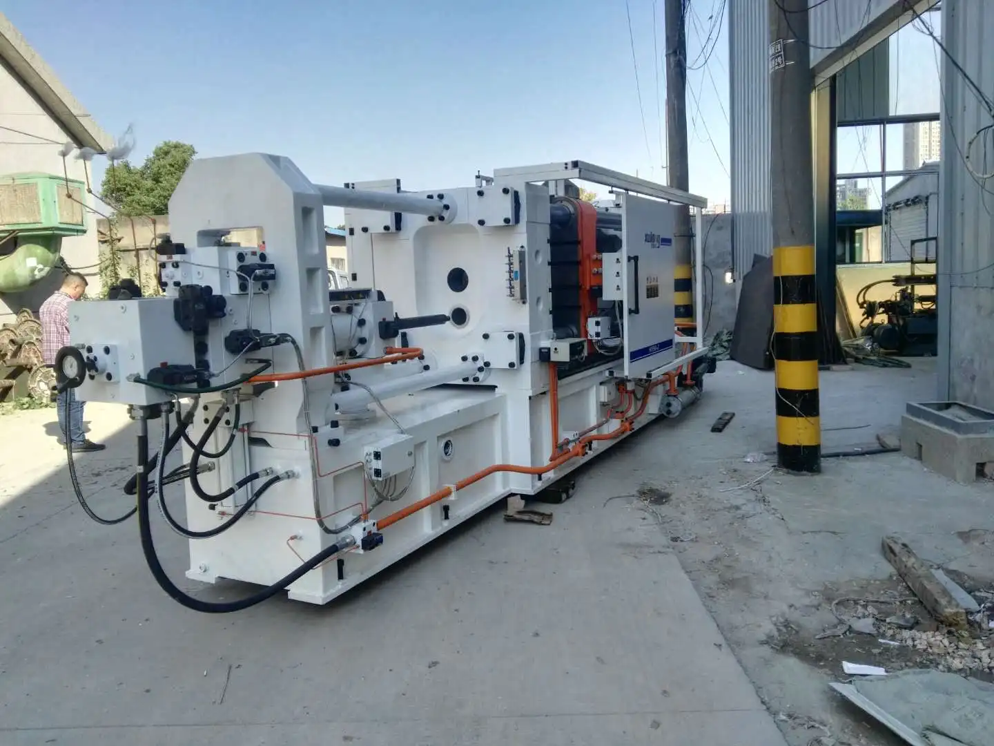 Cold chamber die casting machine for toy aluminum alloy parts