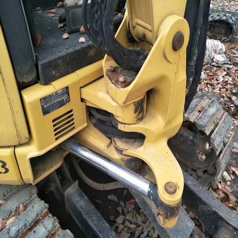 Экскаватор б/у 3Т мини-экскаватор CAT303C второй ручной цена Картер 303C экскаватор для продажи