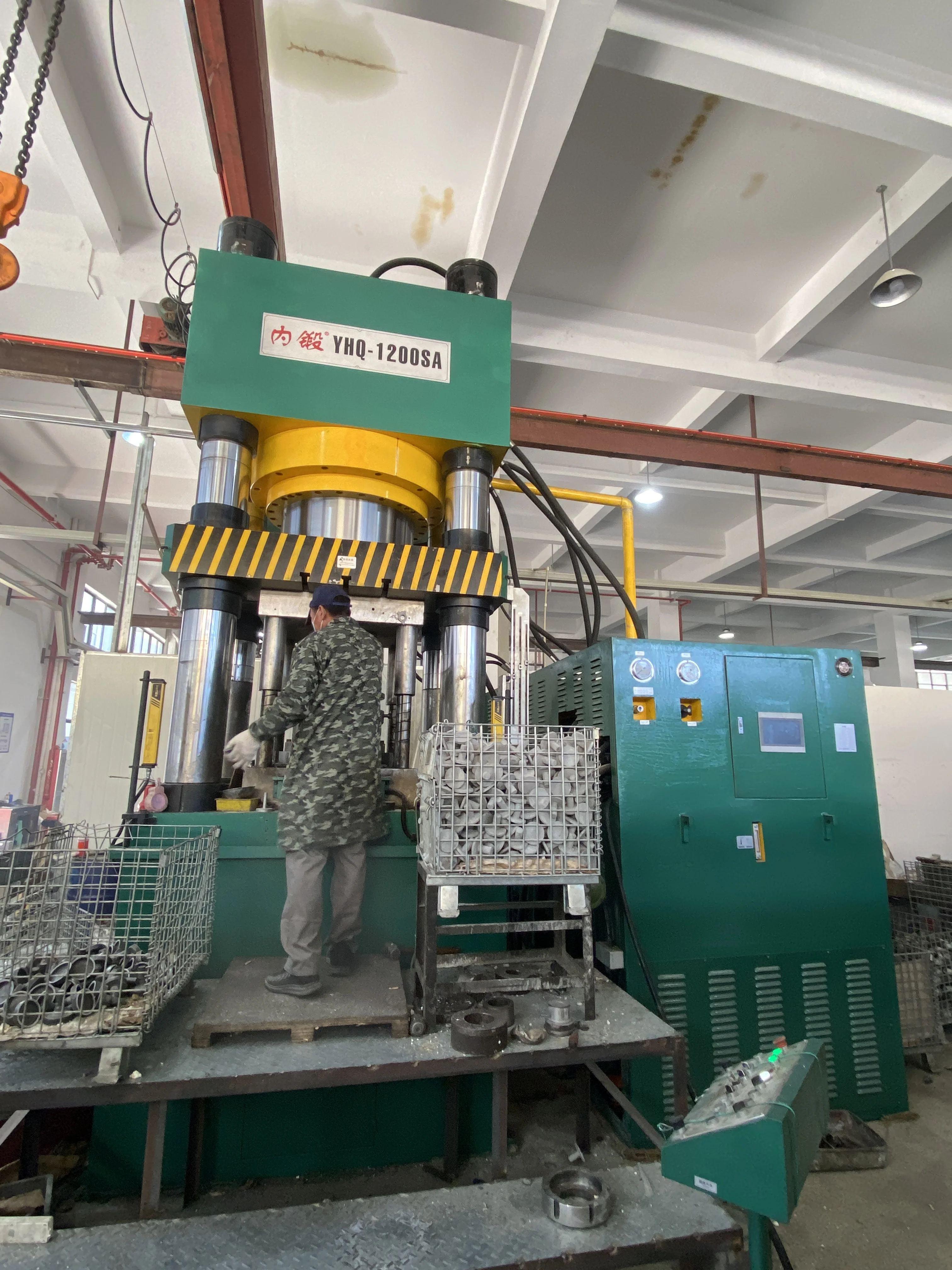 h frame hydraulic press 200t and two-beam hydraulic press 100t servo automatic 300 500 800 ton hydraulic press from NEI DUAN