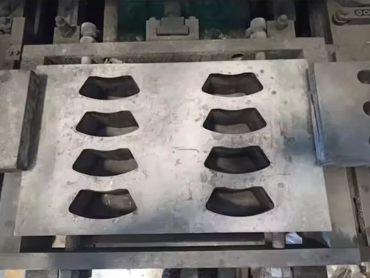 Custom OEM Plastic Press Die Cut Mould Stamp Molding Brake Pad Production Line Form Manufactured by Mold Custom Manufacturer