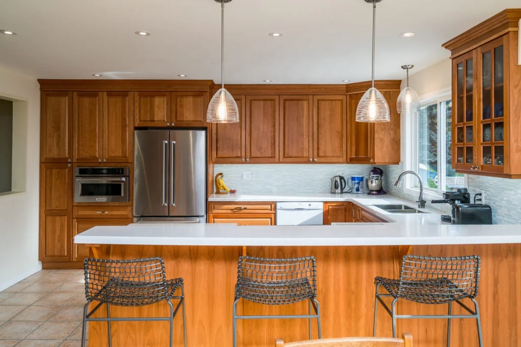 Thailand Oak Solid Wood Classical Kitchen Cabinet Doors Styles