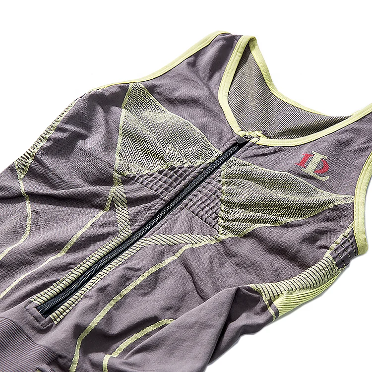 Private Label Compression Shirt Black T-shirt Gym Compression Clothing Quick Dry Breathable Fitness Top for Casual Wear