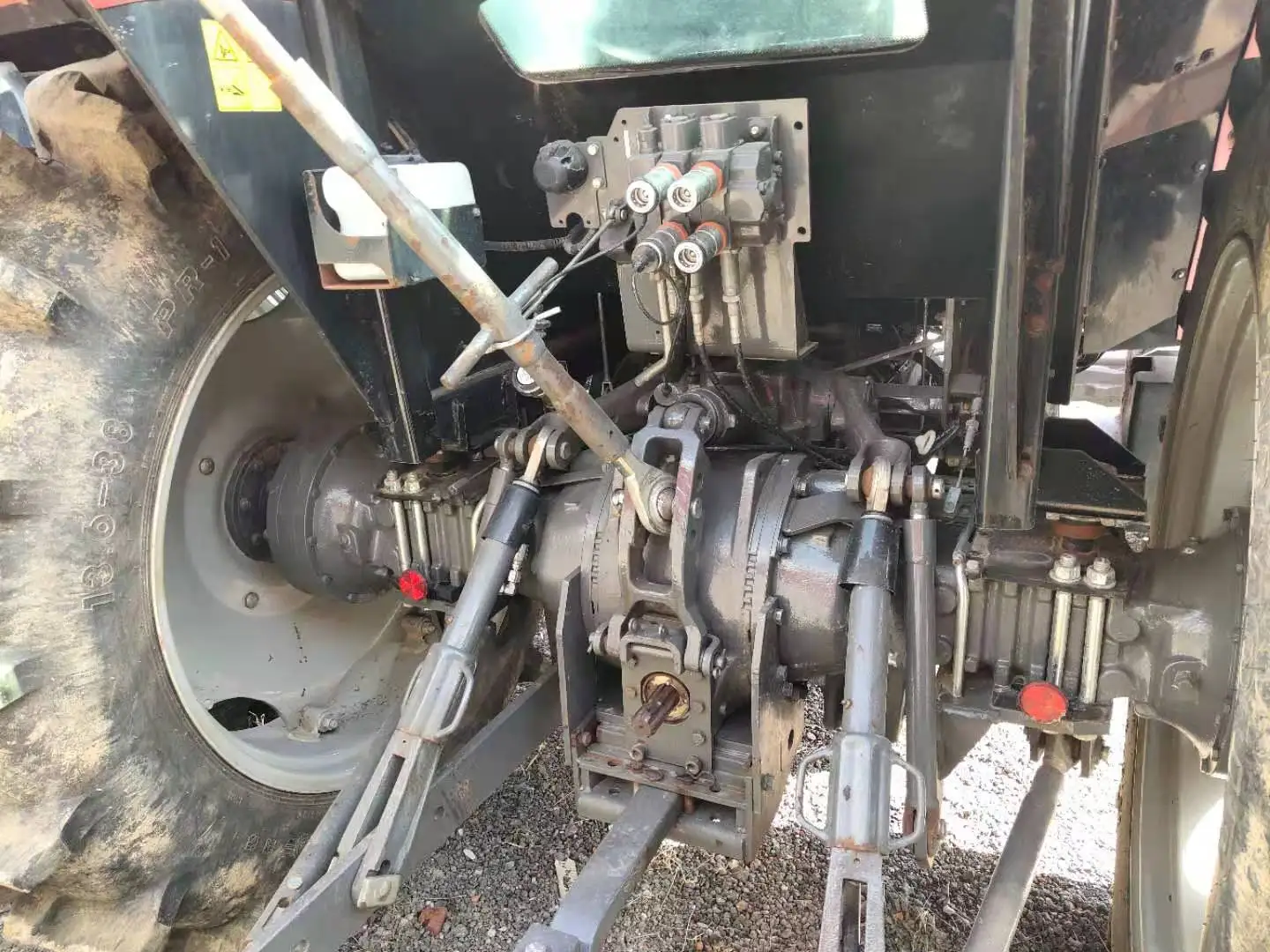  Акция со скидкой Massey Ferguson Подержанный трактор 120hp пасторальный аппарат