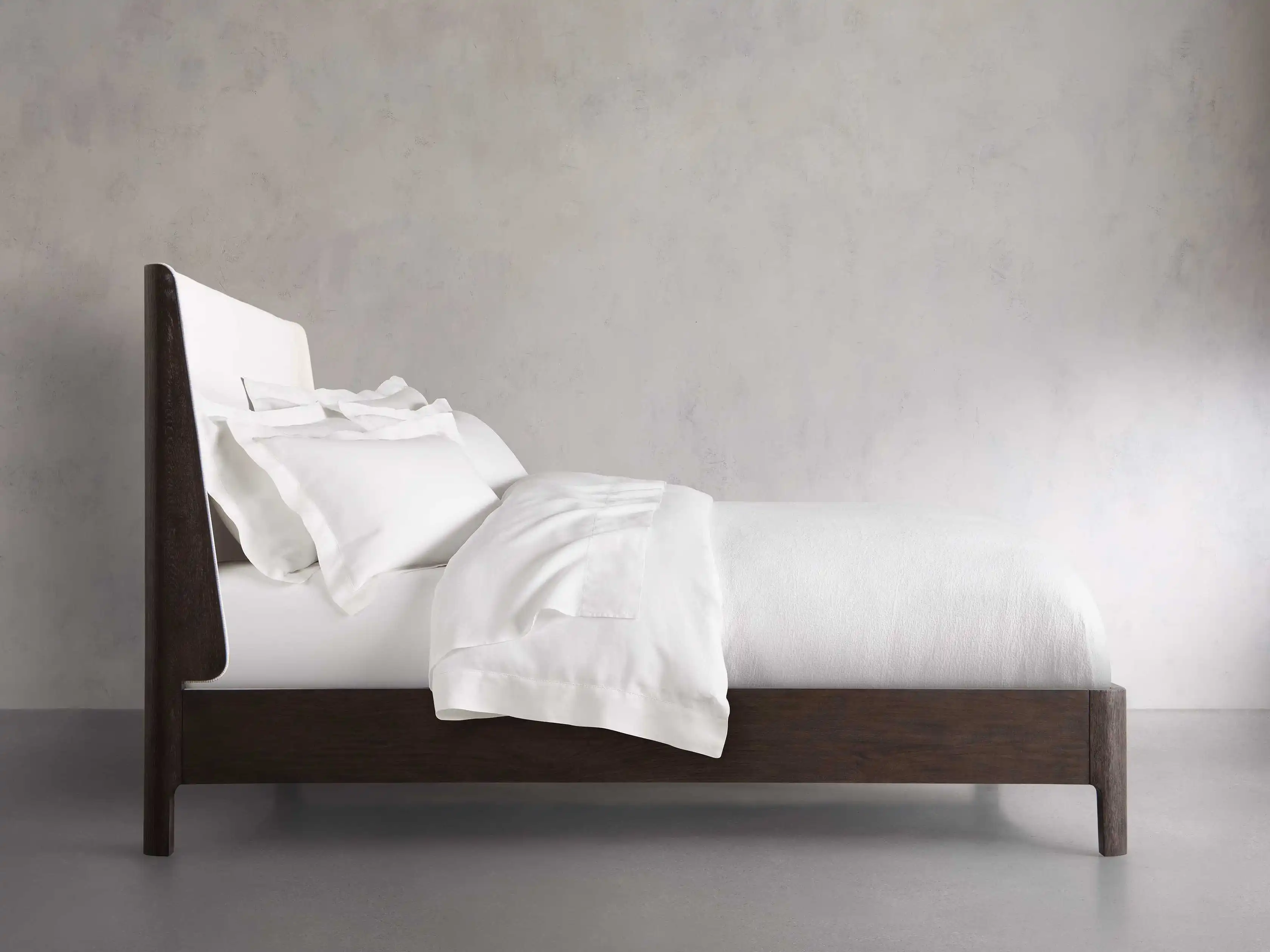 Modern natural wood fabric bedroom comfort furniture fabric deluxe luxury king size bed