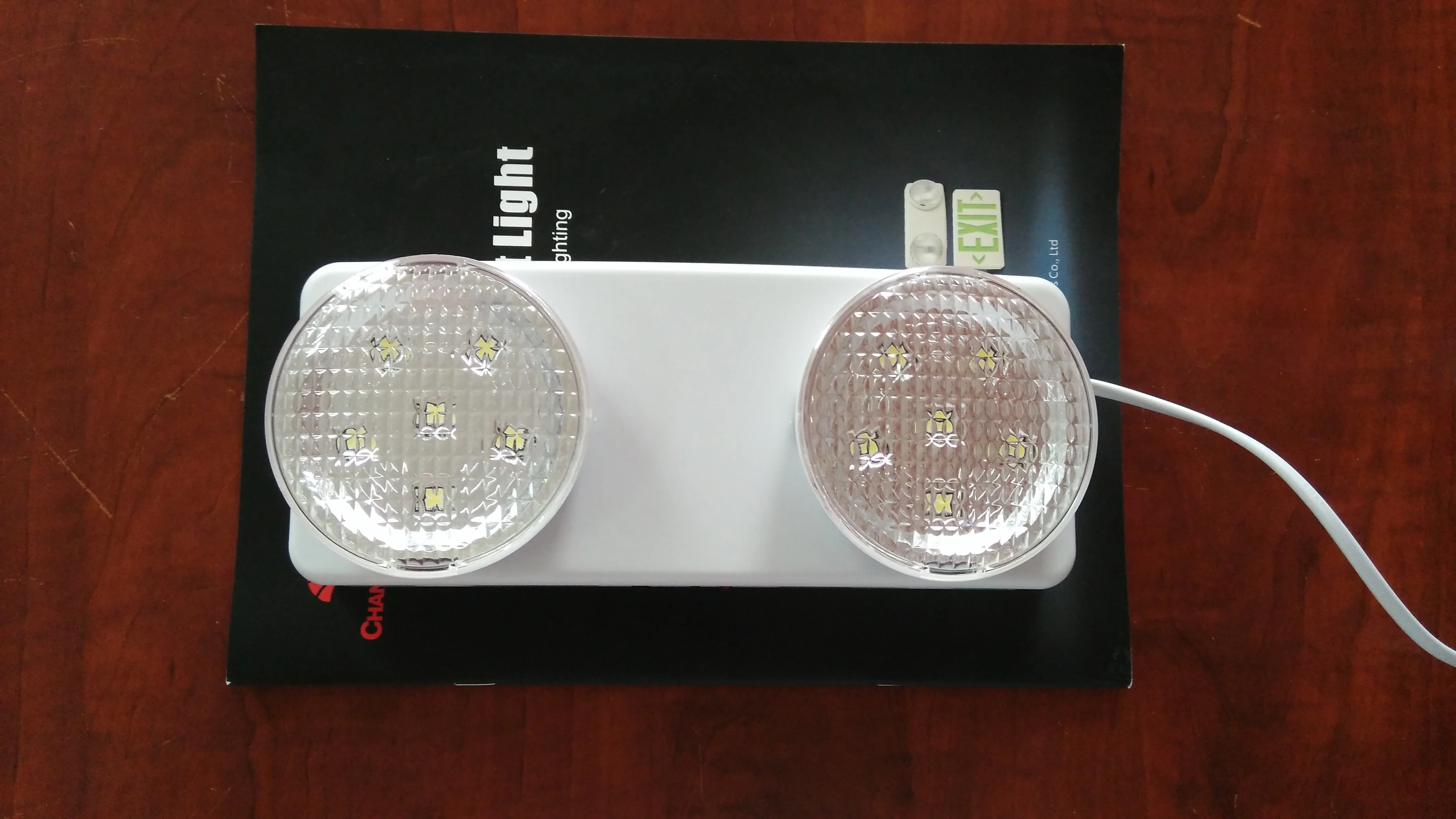 dimension 235*98*68.2mm Twin Spot LED Emergency Lights rechargeable light