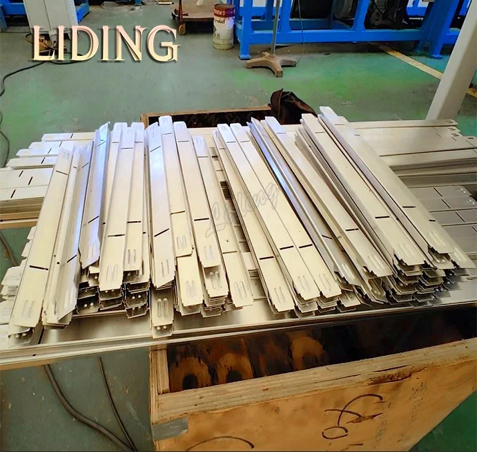 Automatic C Stud Steel Stud and Track Roll Forming Machine U Channel Making Machine