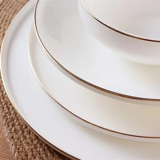 66 pcs real gold rim wholesale bone china plates and dinner set OEM & ODM homeware serving dish  plates ceramic  takmi yemek