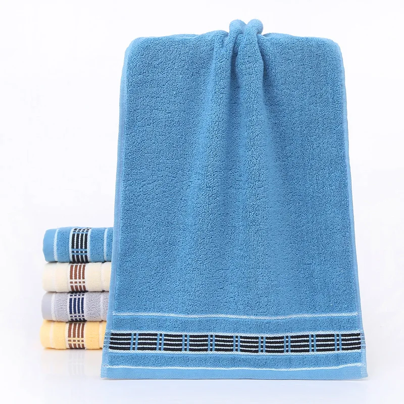 Soft, absorbent, thick cotton towel made of pure cotton