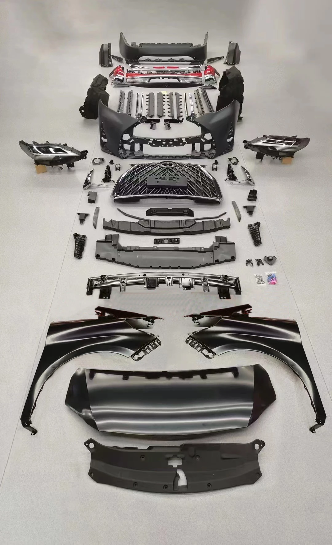 Hot Selling MPV modification VF 30 Upgrade to LM style Front Bumper facelift Body kit For Toyota vellfire 2015-ON