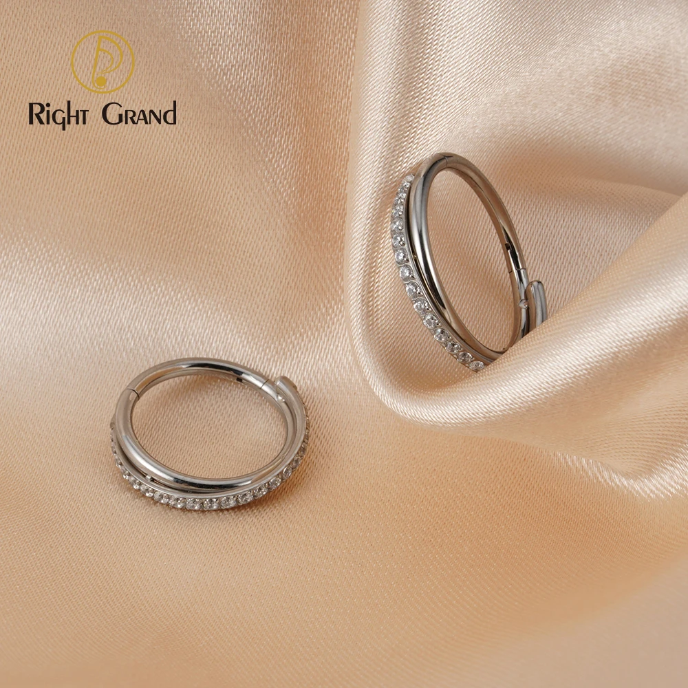 Right Grand Implant Grade ASTM F136 Titanium Clear Zircon Mirror Polish Hinged Clicker for Cartilage Helix Piercing