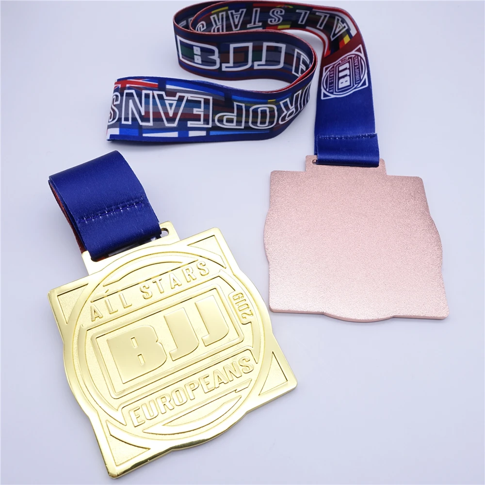 Zhongshan Factory Professional Customized Metal Marathon Sports Award Medallion Karate Running Soccer Trophy Gold Medal