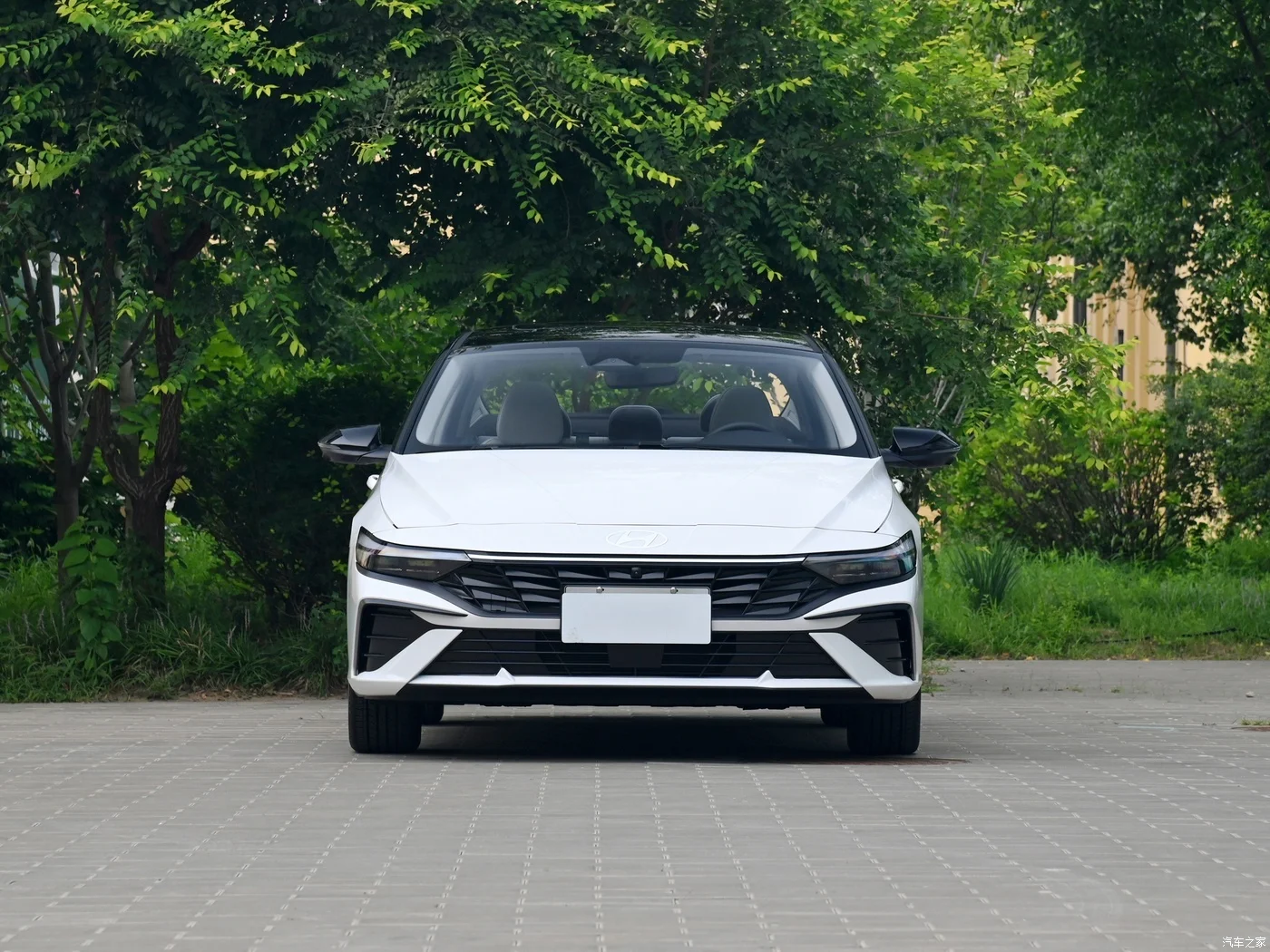 Самая дешевая Быстрая доставка 2023 Hyundai Elantra 1.5L CVT LUX топливный автомобиль Новый и Подержанный 2021 2022 бензиновый для продажи