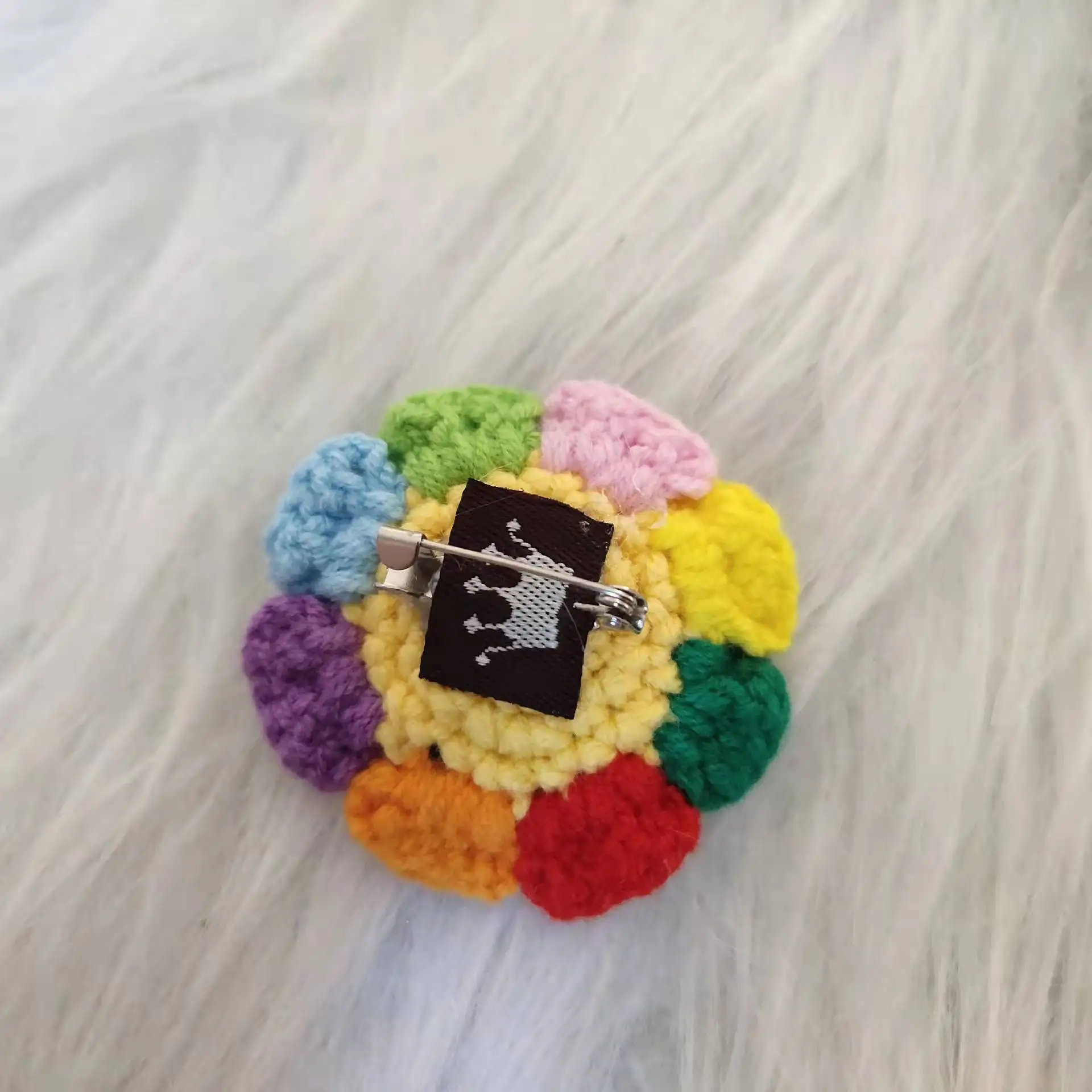 Handmade crocheted knitting lovely woolen yarn rainbow sunflower brooch