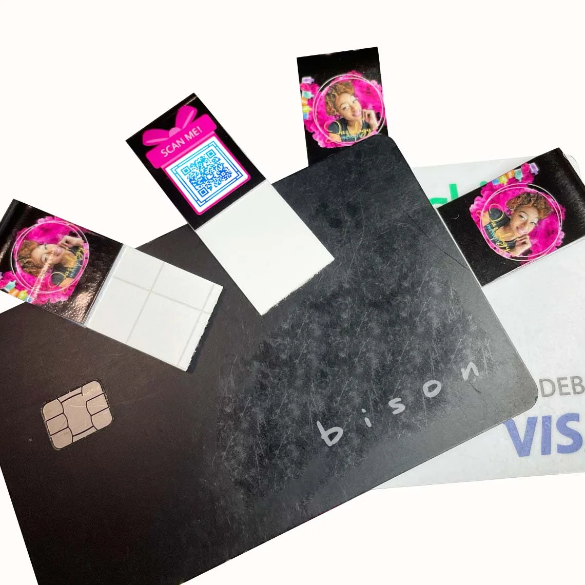 New Style Credit Card Grab Tabs for Long Nails. Easily Grab, Grip or Clip your credit cards