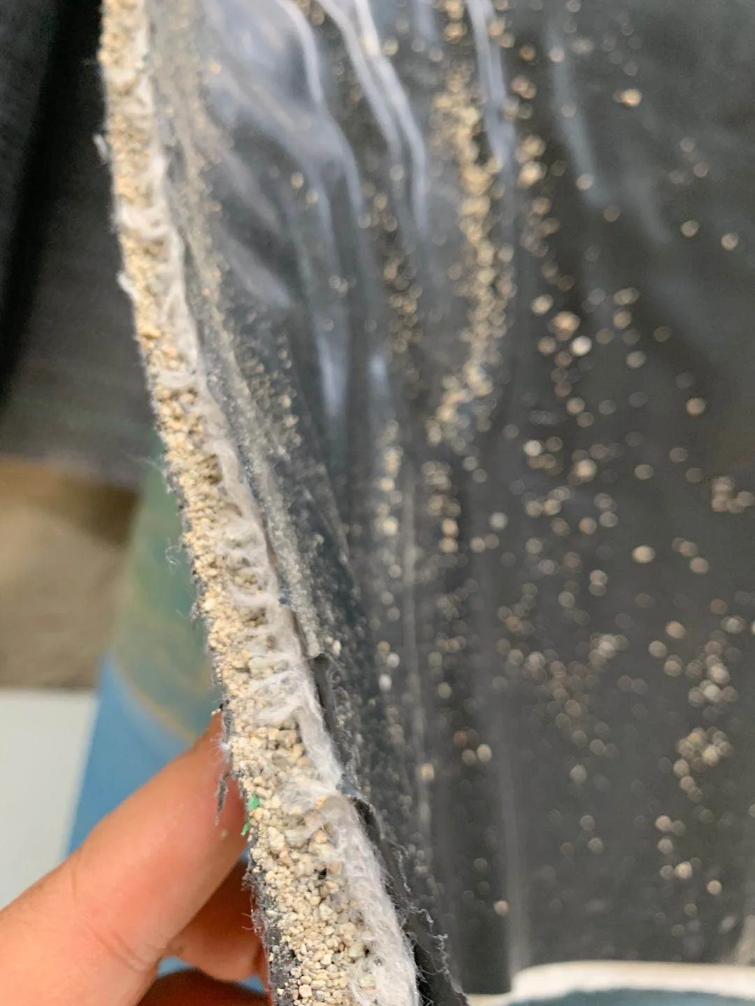  Геосинтетический глиняный вкладыш с hdpe геомембраной gcl бентонитовый водостойкий одеяло