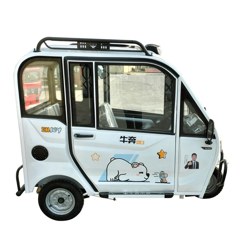 Chinese passenger gasoline with cabin passenger tricycle three wheel scooter enclosed cabin tricycle
