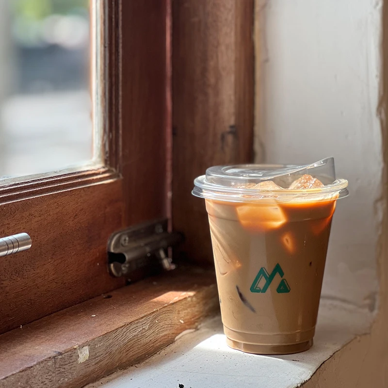 Индивидуальный логотип pla PET пластиковые чашки оптом 8 10 12 16 32 унции прозрачные одноразовые для холодного кофе с крышкой
