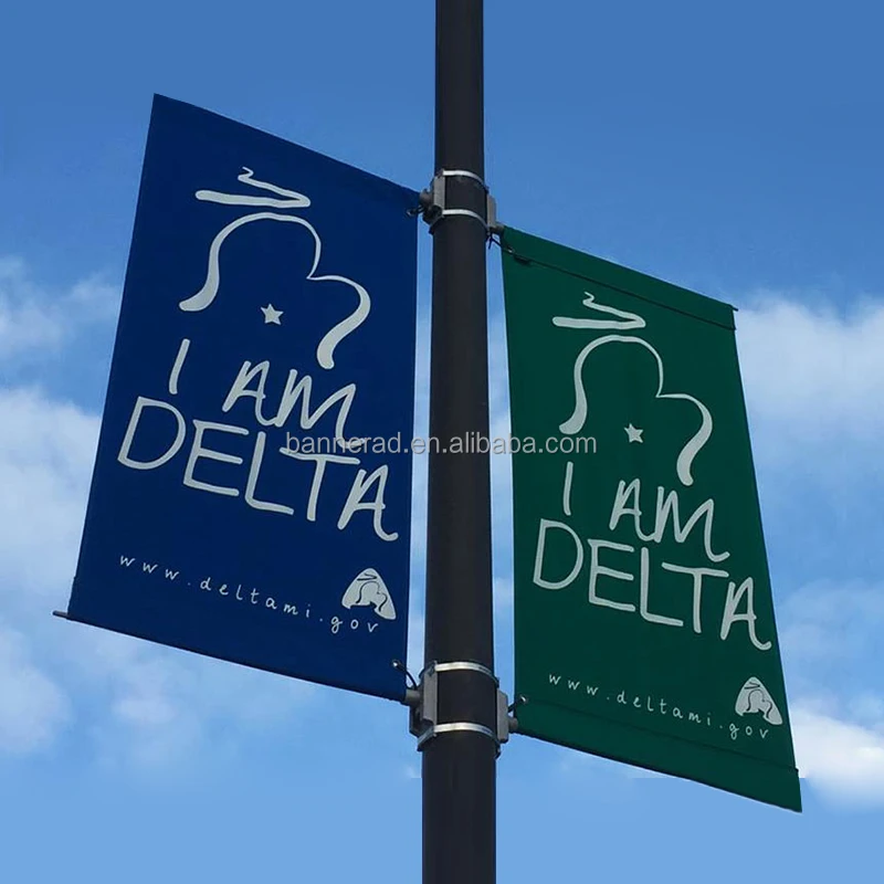 Easy install advertising banner bracket