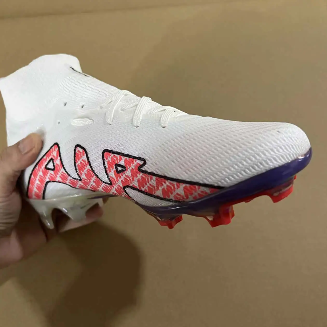 2022 brand new cheap mens white/coconut milk air waterproof 9 FG football soccer shoes cleats wholesale football soccer boots