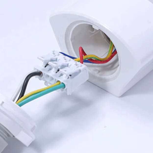 5ft led batten light with fully wrapped PC casing waterproof rating up to IP66