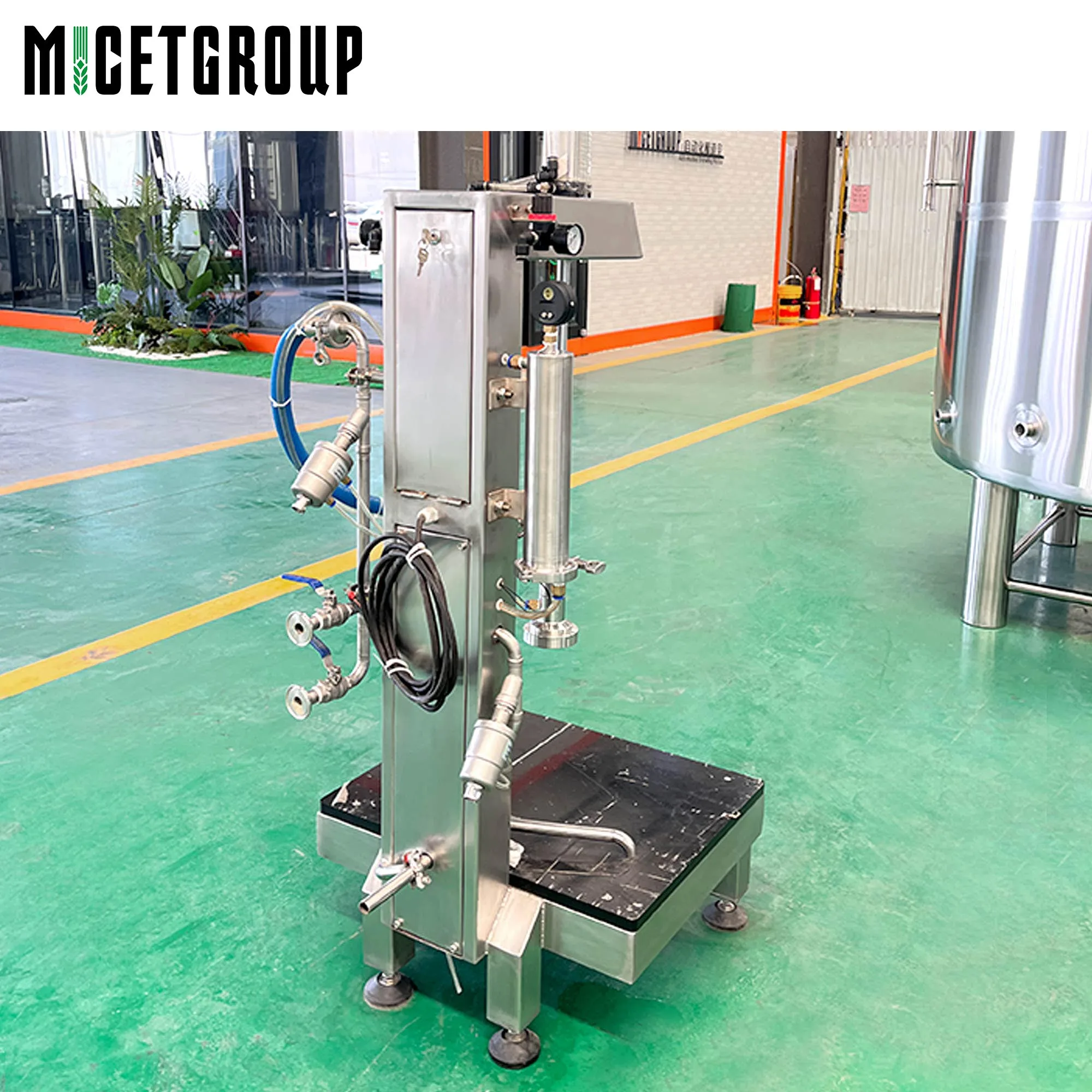 One Station automatic isobaric beer keg filling machine single head barrel filler