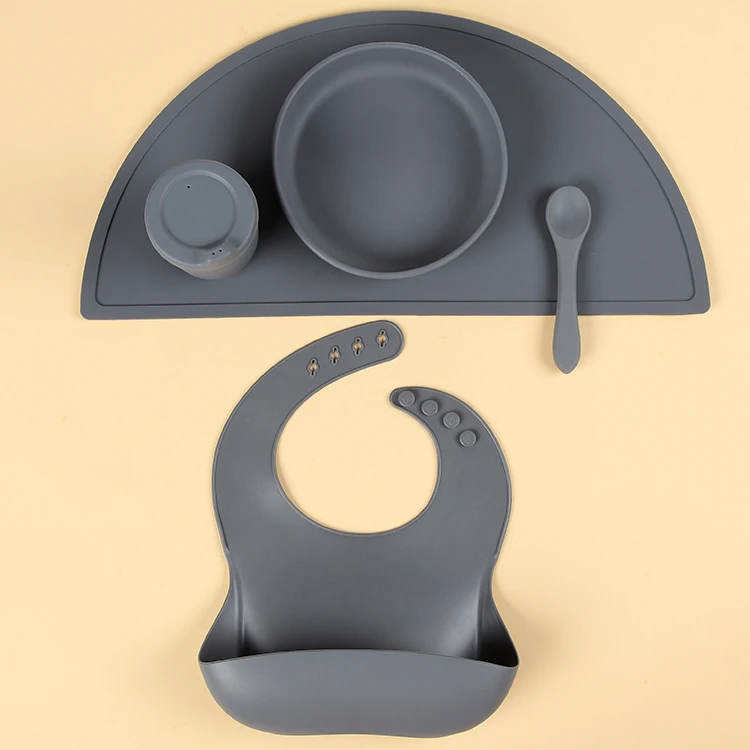 Gift Box Set Newborn Tableware Silicon Food Grade Suction Plate With Placemat For Baby Eating