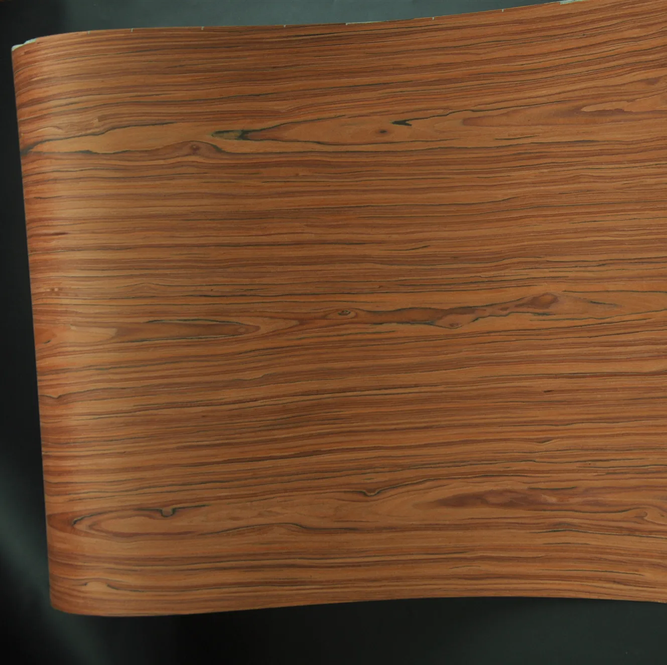 Greenland New Design Santos Rosewood Engineered Wood Veneers Size 250x58 Cm Home Decoration Interior Design Living Room Hotel