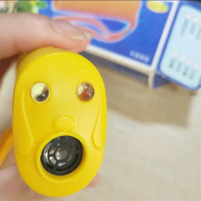 iPetDog China pet supplier Hot sales Electronic Dog Repellent Ultrasonic Dog Cat Deterrent Bark Stopper Device with LED
