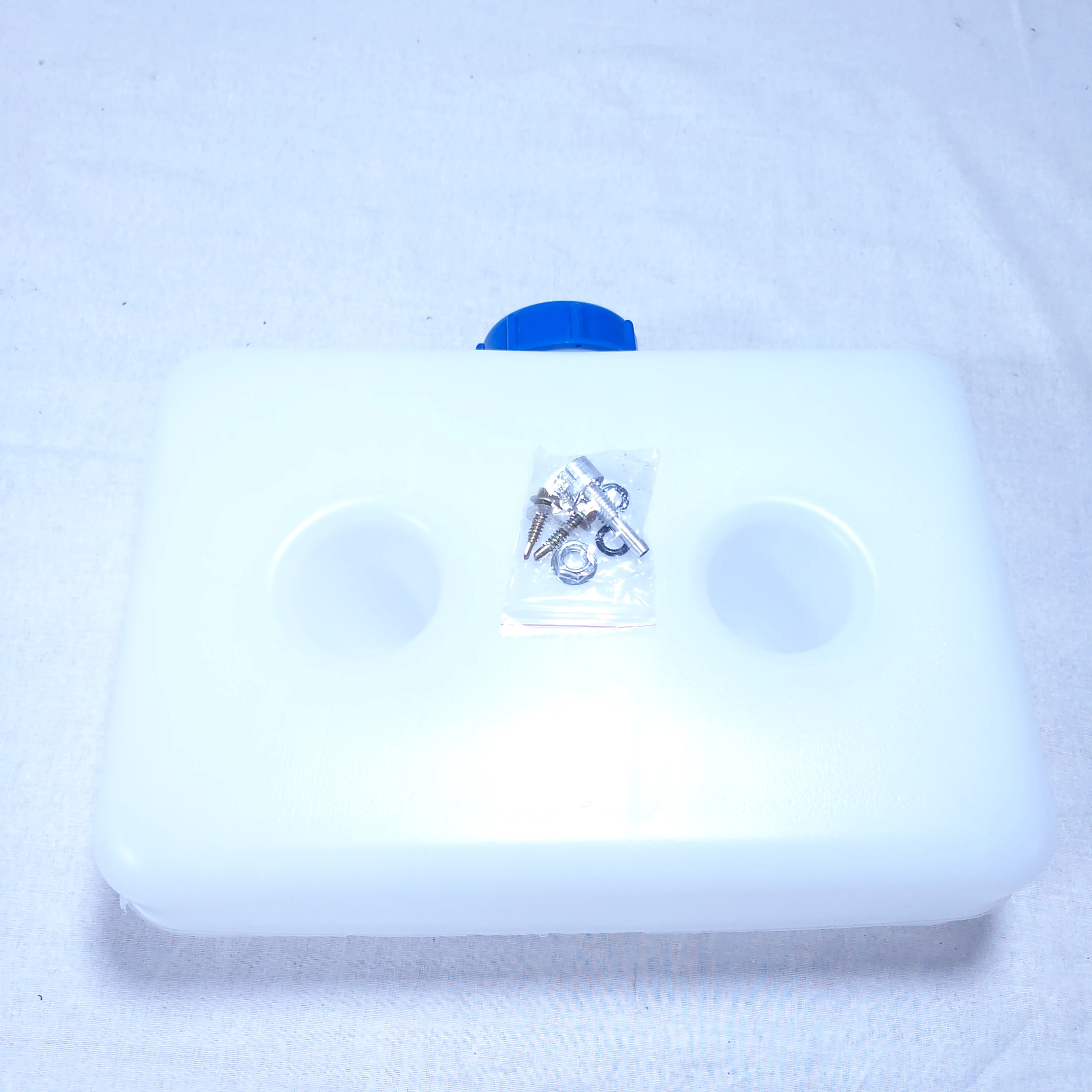 OkyRie 5L 2 Hole Air Diesel Parking Heater Fuel Tank Oil Gasoline Storage For Eberspacher Car Truck Caravan