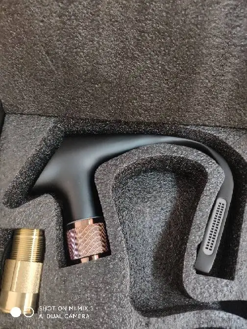 Black Wash Basin faucet grifo lavabo Brass Bath room Basin Faucet mixer tap Single Waterfall Hot Cold Water Mixer Sink Faucet