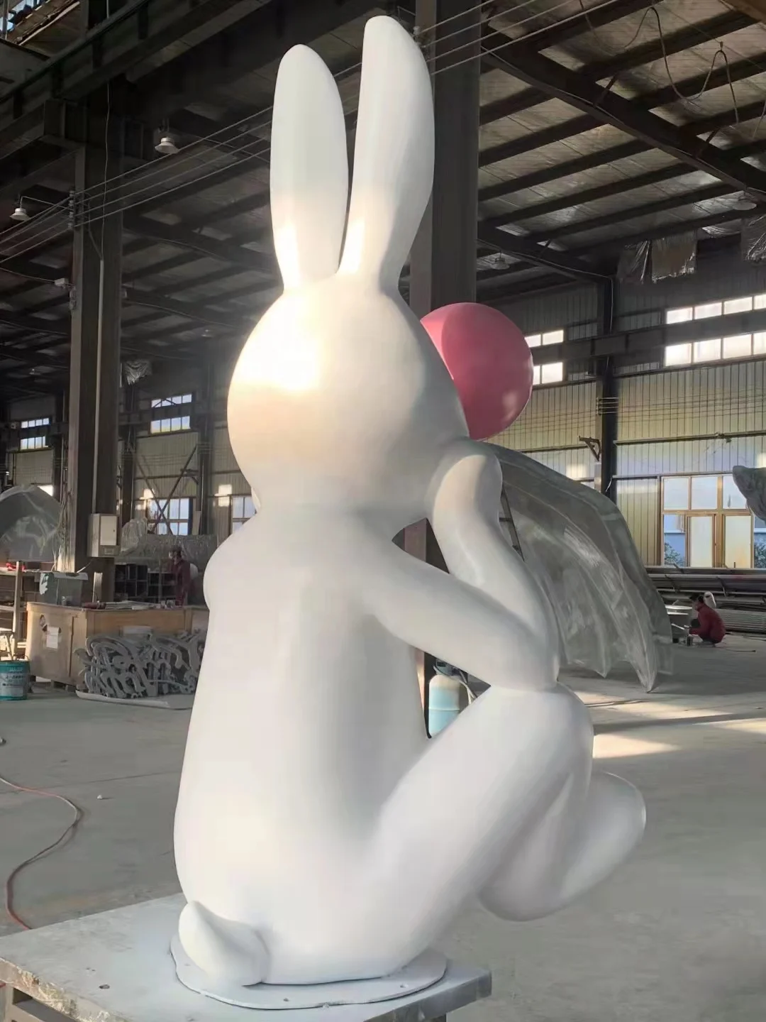 Modern metal art large cute rabbit outdoor garden animal statue window display bunny home decoration stainless steel sculpture