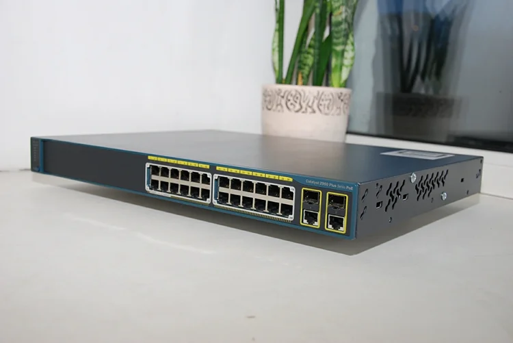 24 10/100 PoE + network Ethernet switch WS-C2960+24PC-L  WS-C2960+24PC-S