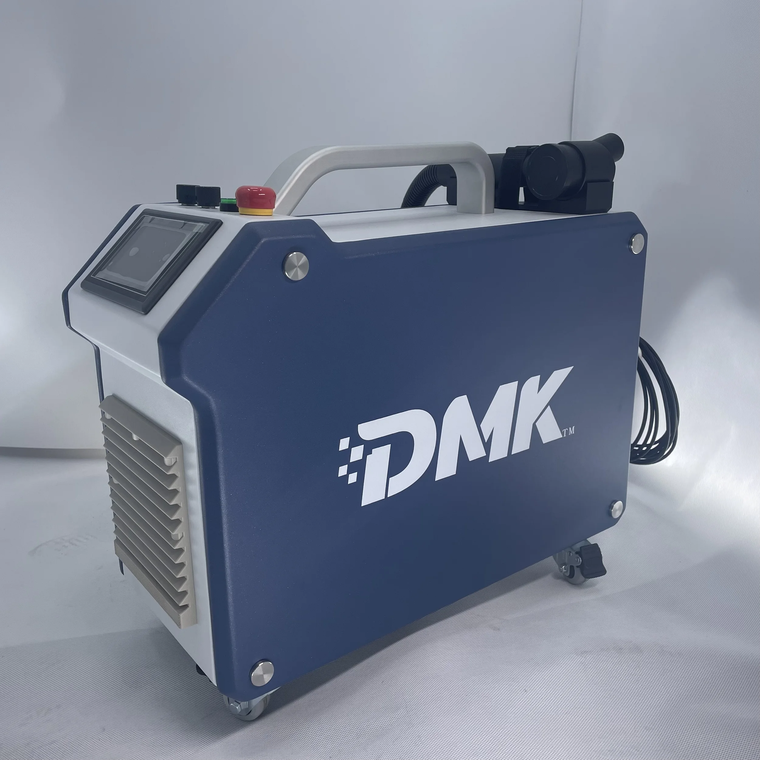 DMK Pulsed Portable Fiver Laser Cleaning Machine 50W 100W 200W Rust Removal Brick Oil Coating Paint Cleaner Laser Cleaning