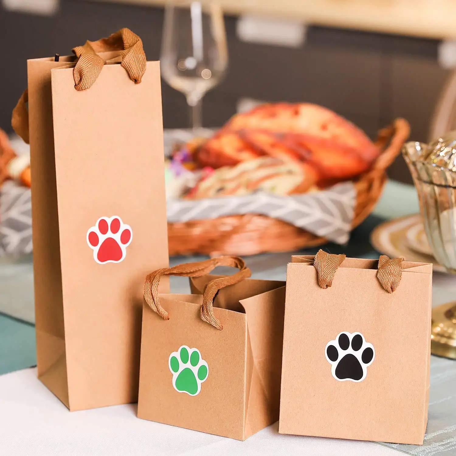 500PCS Dog Footprints Paper Sticker Wedding Candy Favors Gift Boxes Labels Stickers Pet Paw Dog Foot Print Stickers