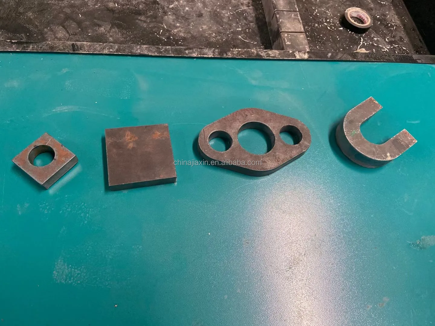 Известный бренд 3 оси cnc металлическая трубка для плазменной резки с ЧПУ