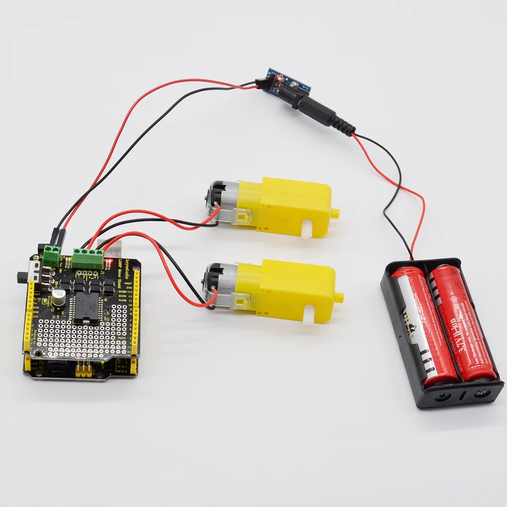 Экран Keyestudio L298P с модулем выключателя питания для Arduino