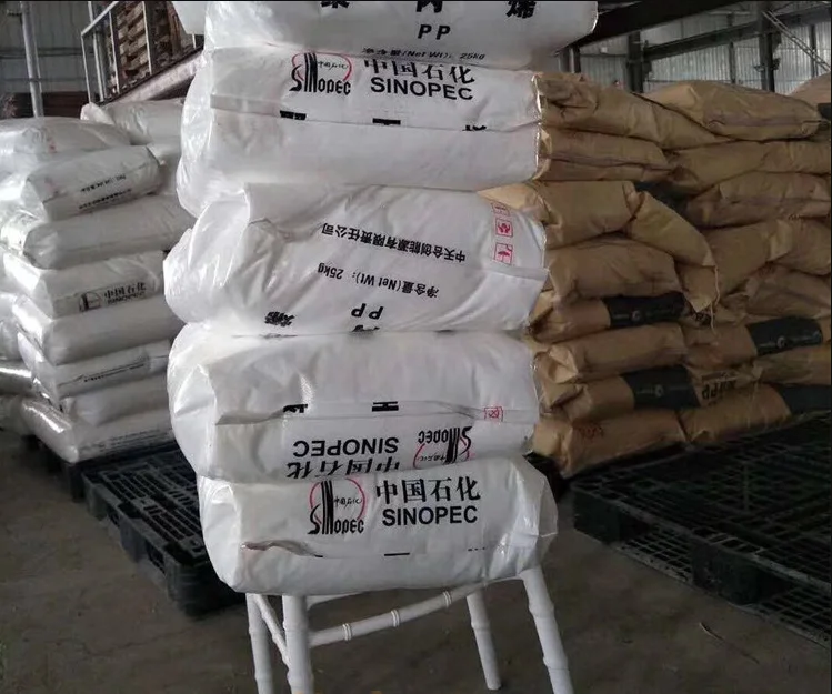 China Modern Stackable Wedding Chair Tiffany Stacking Pp Plastic Chiavari Chair For Banquet