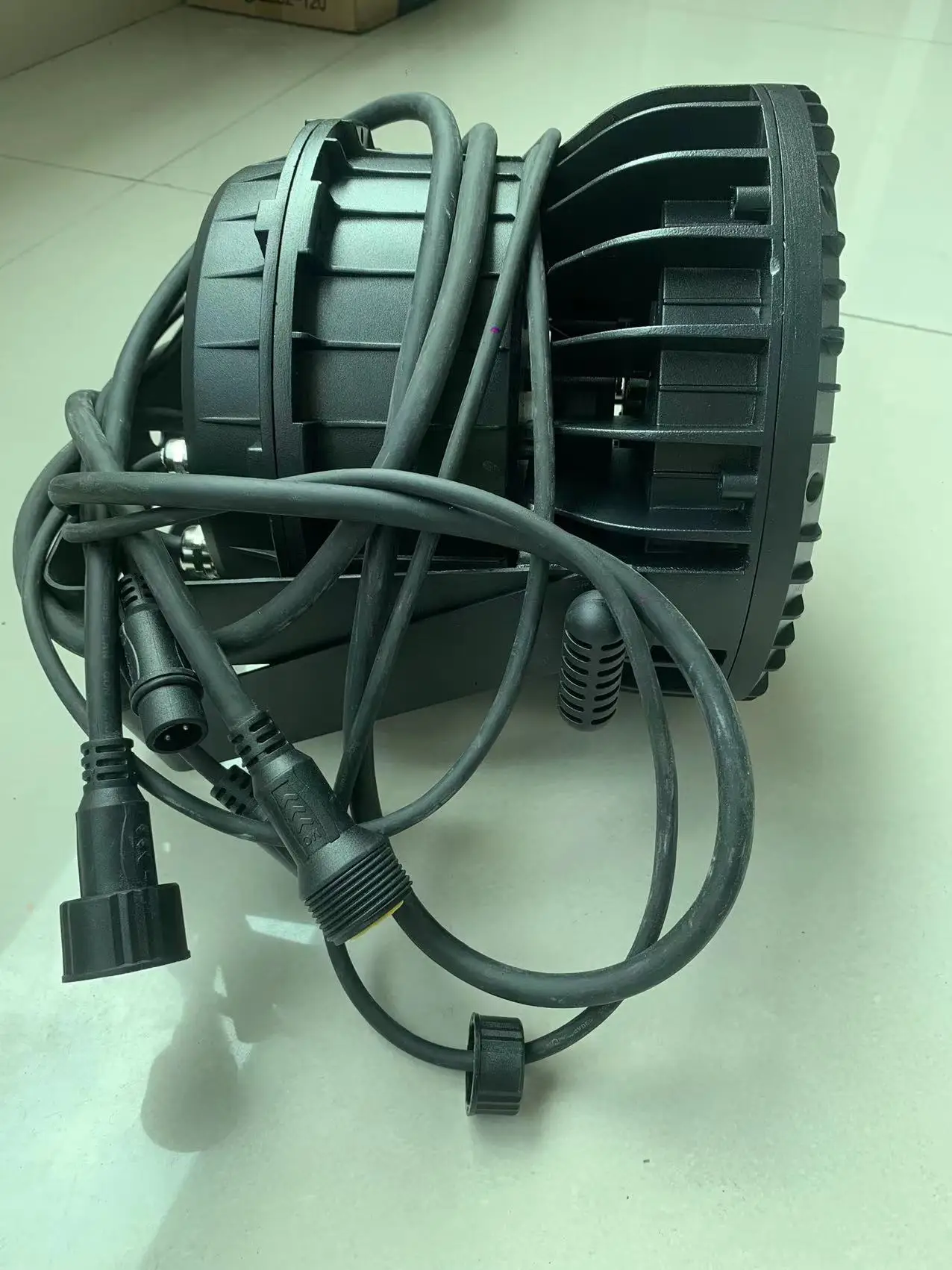 Hot supply wholesale led par light 150w IP65 par 18 led light stage equipment laser