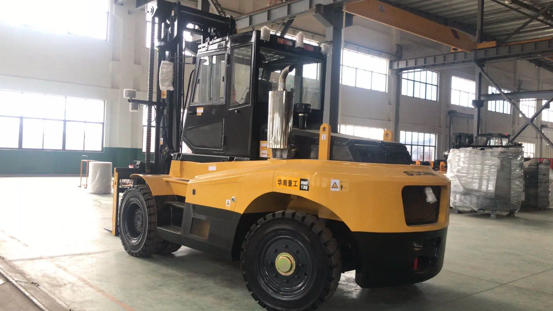 China Made Heavy Forklift Diesel Forklift 12 tons