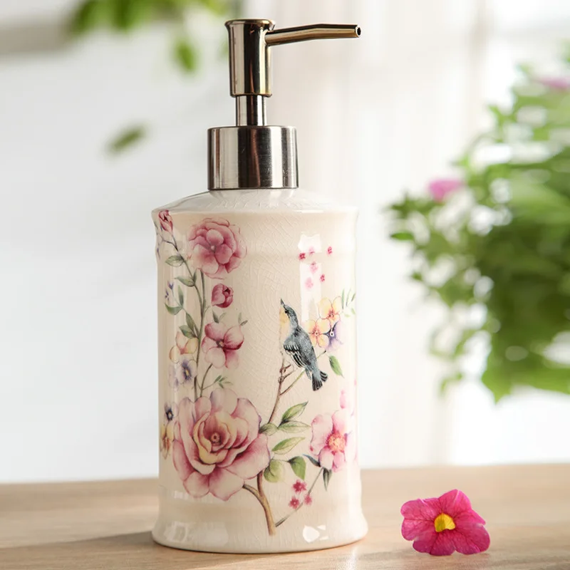 5Pcs Rustic Classical Flower Bird Factory Direct Wholesale Customized Home Hotel Decoration Ceramic Bathroom Accessories Set